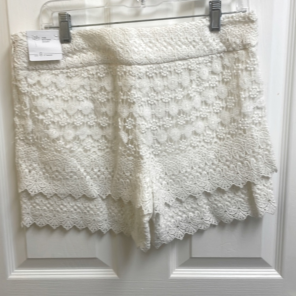 Ann Taylor Loft shorts size 8